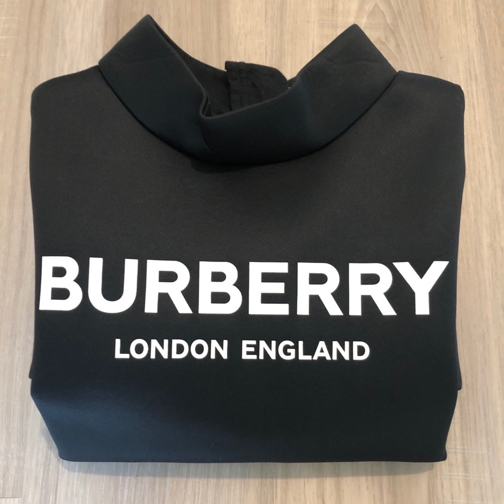 Burberry Dress 👗